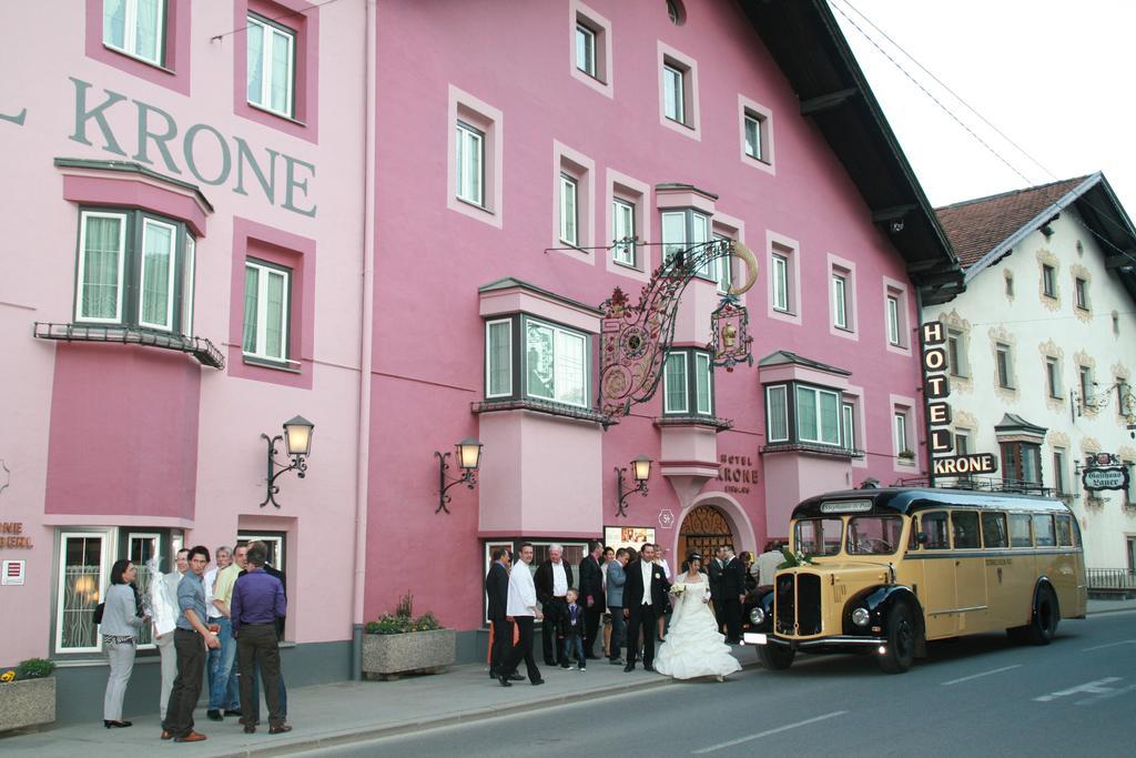 Hotel Krone มาเทร อัม เบรนเนอร์ ภายนอก รูปภาพ