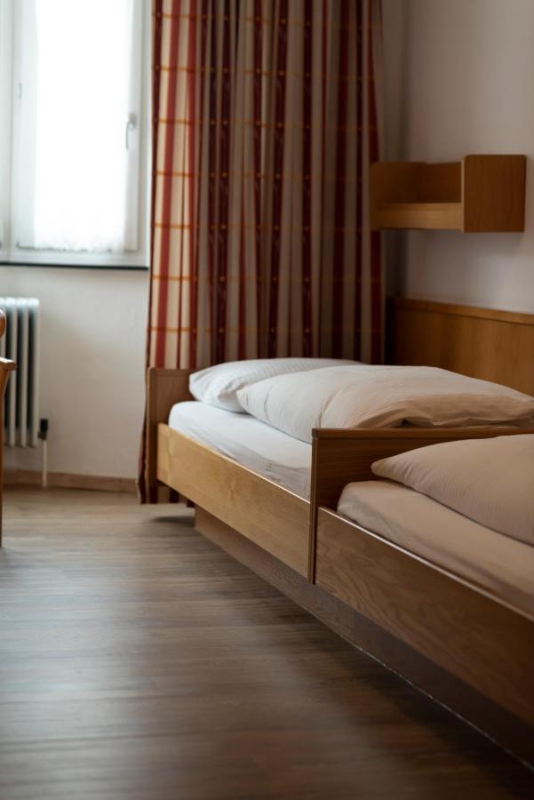 Hotel Krone มาเทร อัม เบรนเนอร์ ภายนอก รูปภาพ