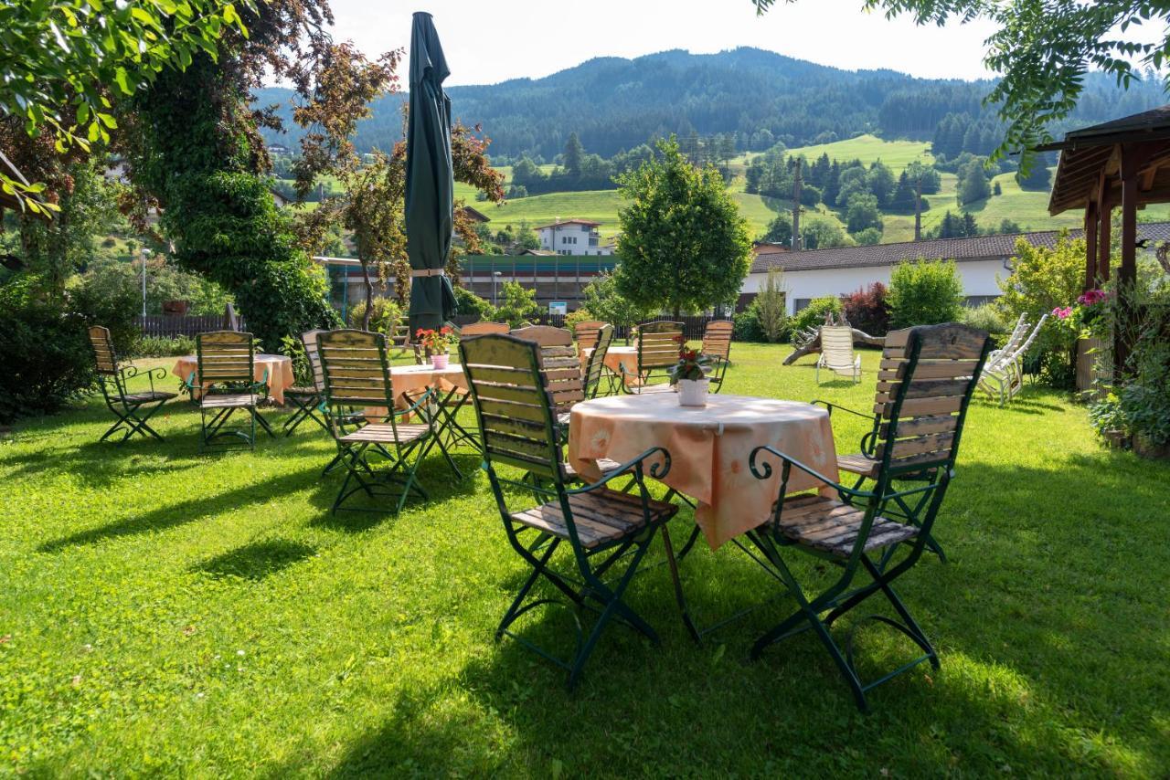 Hotel Krone มาเทร อัม เบรนเนอร์ ภายนอก รูปภาพ